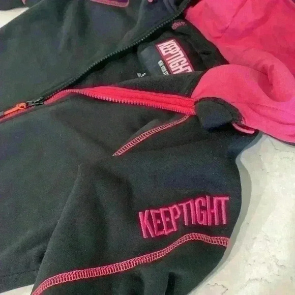 Keep Tight Hoodie 🎉 - Picture 4 of 8